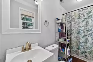 402 Tulip St, Summerville, SC 29483 - Photo 15