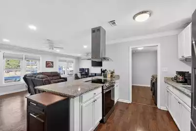 402 Tulip Street, Summerville, SC 29483 - Photo 9