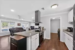 402 Tulip St, Summerville, SC 29483 - Photo 9