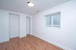 338 King St, Charleston, SC 29401 - Photo 13