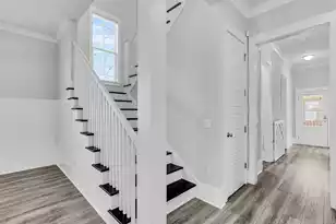 1583 Harriman St, Mount Pleasant, SC 29466 - Photo 9