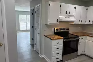 13 Anderson Ave S, Charleston, SC 29412 - Photo 9