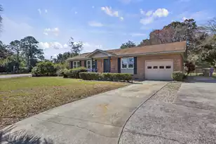1321 Briarfield Ave, Charleston, SC 29412 - Photo 3