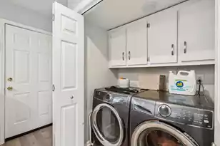 24 Bee St #J, Charleston, SC 29403 - Photo 17