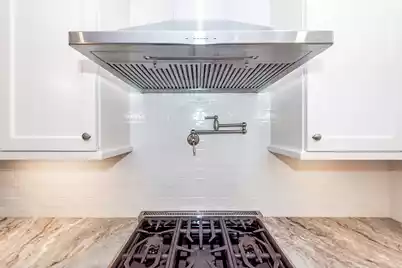 2186 Parkway Drive, Charleston, SC 29412 - Photo 17