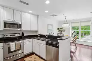 728 Shelmore Blvd S, Mount Pleasant, SC 29464 - Photo 9