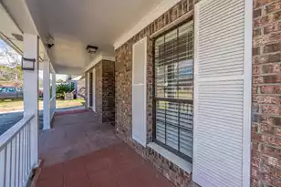 1009 Douglas Wayne Rd, Summerville, SC 29486 - Photo 3