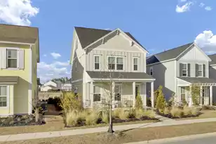 680 Blueway Ave, Summerville, SC 29486 - Photo 3