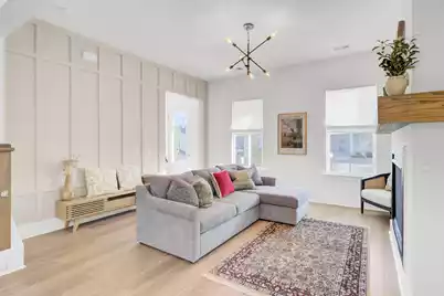 680 Blueway Avenue, Summerville, SC 29486 - Photo 11