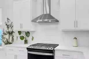 680 Blueway Ave, Summerville, SC 29486 - Photo 19