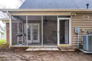 2204 Kings Gate Ln, Mount Pleasant, SC 29466 - Photo 33