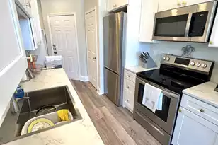 1133 Rosewood Ln, Mount Pleasant, SC 29464 - Photo 9