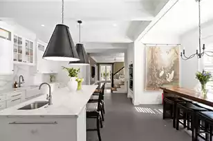 18 Logan St, Charleston, SC 29401 - Photo 3