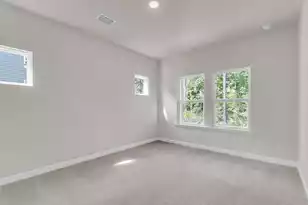 5070 Blackberry Ln Ln, Ravenel, SC 29470 - Photo 9