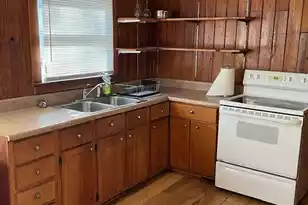 920 Berry St, Orangeburg, SC 29115 - Photo 5