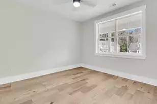 1919 Chestnut Oak Ln, Charleston, SC 29414 - Photo 17