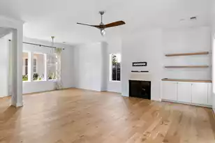 1124 Fulton Hall Ln, Mount Pleasant, SC 29466 - Photo 9