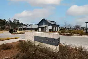 555 Blueway Ave, Summerville, SC 29486 - Photo 33