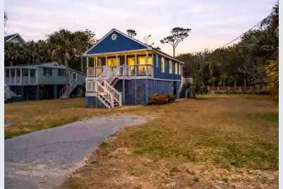 604 Ashley Avenue W, Folly Beach, SC 29439 - Photo 5