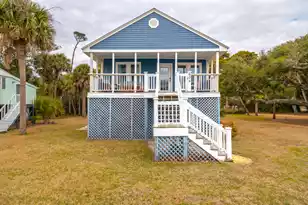 604 Ashley Ave W, Folly Beach, SC 29439 - Photo 7