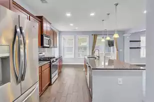 2405 Hummingbird Ln, Summerville, SC 29483 - Photo 9