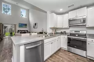 715 Hilchot Dr, Summerville, SC 29486 - Photo 9