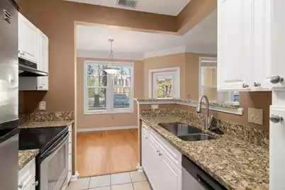 2111 Chatelain Way, Mount Pleasant, SC 29464 - Photo 7