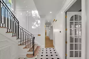 54 Church St, Charleston, SC 29401 - Photo 13