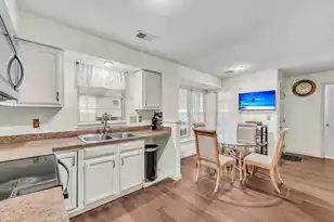 8121 Halifax Way, North Charleston, SC 29420 - Photo 5