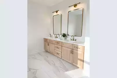 943 Mikell Drive, Charleston, SC 29412 - Photo 7