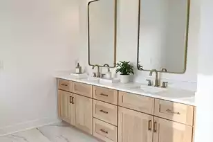 943 Mikell Dr, Charleston, SC 29412 - Photo 7