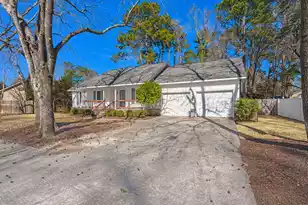 103 Carrington Ln, Summerville, SC 29485 - Photo 5