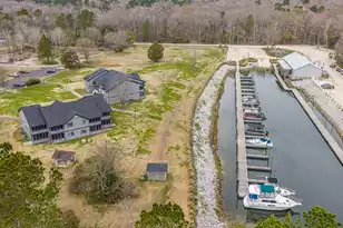 1304 Tailrace Dr, Moncks Corner, SC 29461 - Photo 21