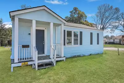 2125 Cosgrove Avenue, North Charleston, SC 29405 - Photo 3