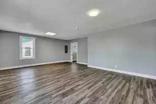 2125 Cosgrove Ave, North Charleston, SC 29405 - Photo 7