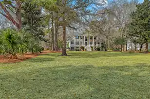 2104 Williams Veneer Ct, Mount Pleasant, SC 29466 - Photo 5