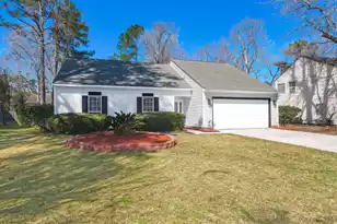 4714 Cotillion Dr, North Charleston, SC 29420 - Photo 3