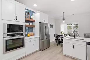 2017 Asher Loop, Summerville, SC 29485 - Photo 3