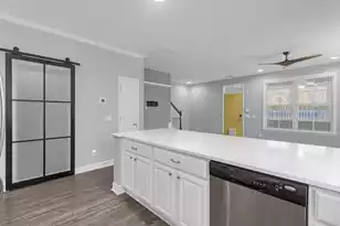 2380 Kings Gate Ln #204, Mount Pleasant, SC 29466 - Photo 15