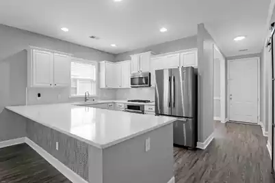 2380 Kings Gate Lane #Unit 204, Mount Pleasant, SC 29466 - Photo 11