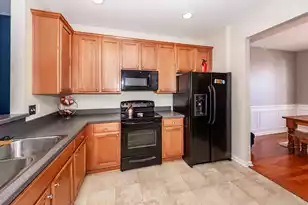 905 Hemingway Cir, Summerville, SC 29483 - Photo 9