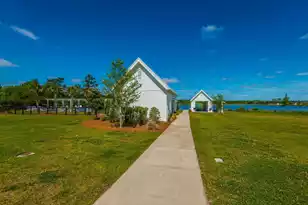 342 Fox Ridge Ln, Moncks Corner, SC 29461 - Photo 5