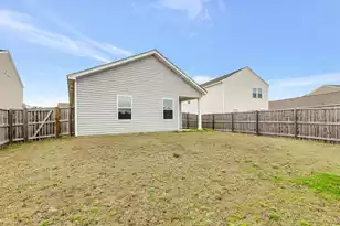 475 Pender Woods Dr, Summerville, SC 29486 - Photo 23