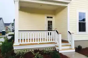 1483 Hollenberg Ln, Mount Pleasant, SC 29466 - Photo 7