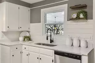 1318 Foster St, Charleston, SC 29407 - Photo 11