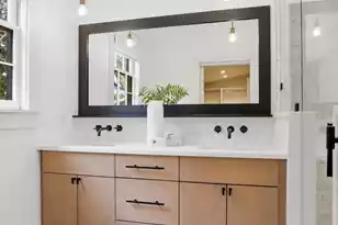 995 Ashley Ave, Charleston, SC 29403 - Photo 19