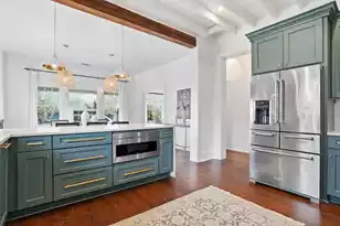 995 Ashley Ave, Charleston, SC 29403 - Photo 11