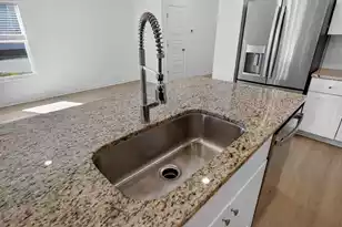 432 Minim St, Charleston, SC 29414 - Photo 7