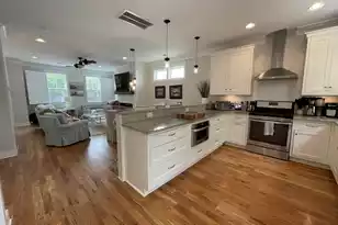 973 Warrick Oaks Ln, Mount Pleasant, SC 29464 - Photo 11