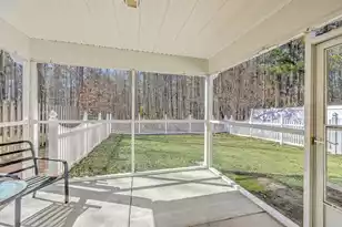 139 Coosawatchie St, Summerville, SC 29485 - Photo 3